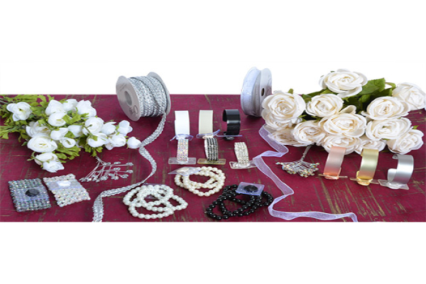 Streamline Your Prom Prep: Quick Tips For Corsage and Boutonniere Mechanics 